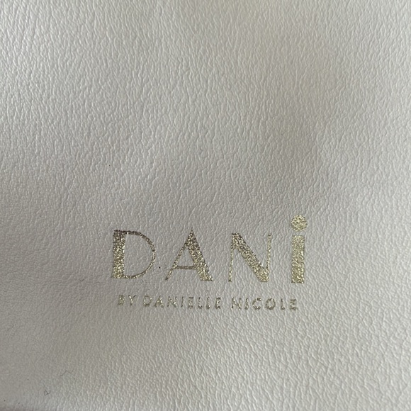 Disney Lady & The Tramp Backpack EUC Design Dani ( no longer in Production) - Picture 9 of 11